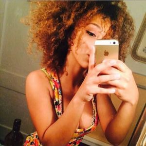 Meet your Posher, Rivera